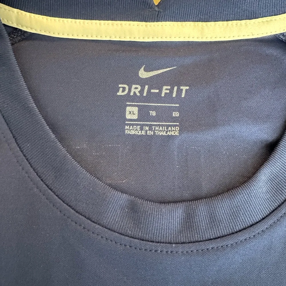 Nike Dri-FIT Navy Tee - Picture 2 of 4